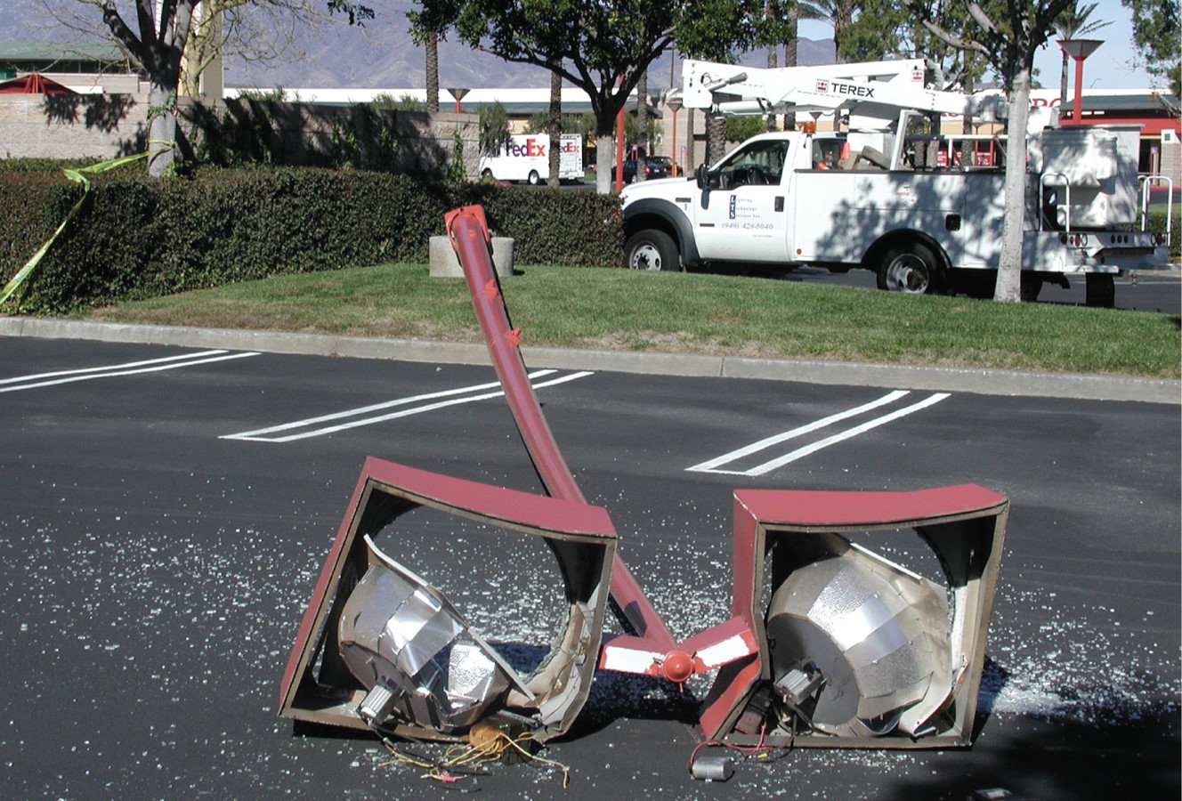 LTS.LightPoles.Landing